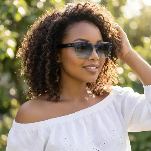 Lunettes Dior à gradignan : la haute couture parisienne dans votre regard - detail - christineseo a 8 impasse du moulin de...